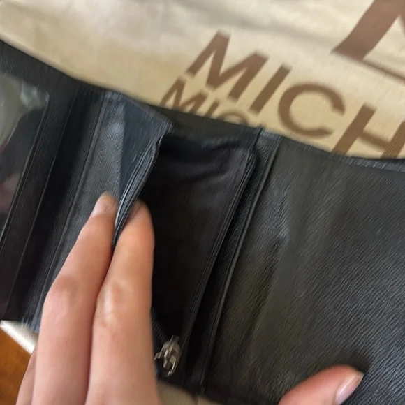 MICHAEL KORS HAMILTON purse & wallet - Picture 11 of 11